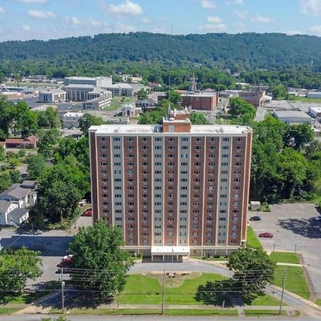 Cozy 1 Bedroom Apartment In Downtown Gadsden, Al 외부 사진