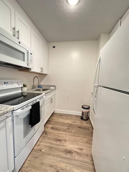Cozy 1 Bedroom Apartment In Downtown Gadsden, Al 외부 사진